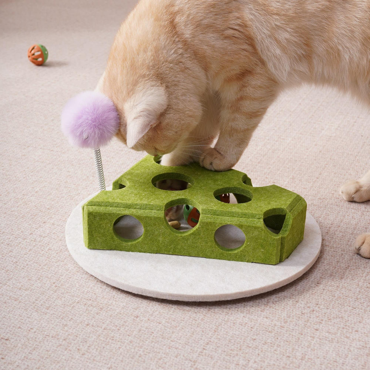 Cat Puzzle Toy With Ball And Spring-loaded Wand Felt Indoor Cat Toy Box Suction Cup Base Treat Puzzle Helps Cats Play In