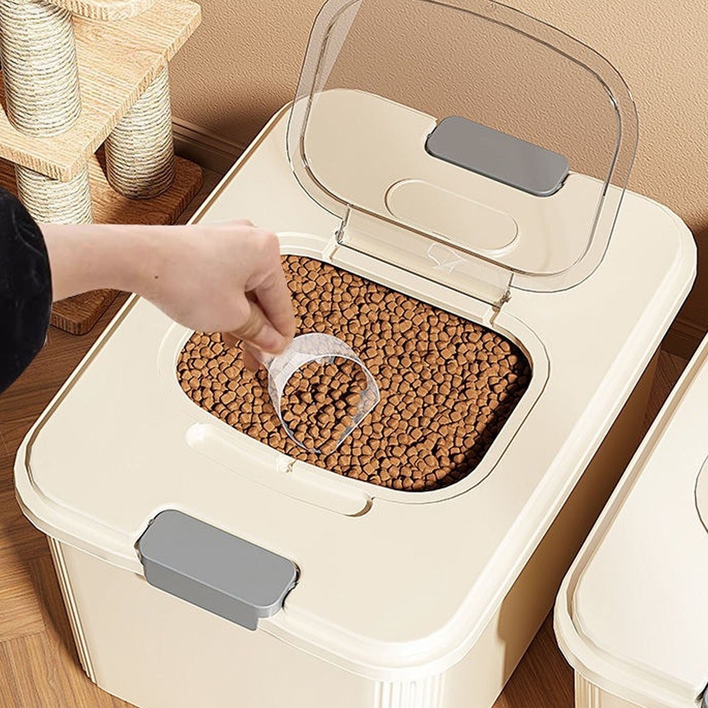 Airtight Pet Food Storage Container | Small | Up to 10lbs