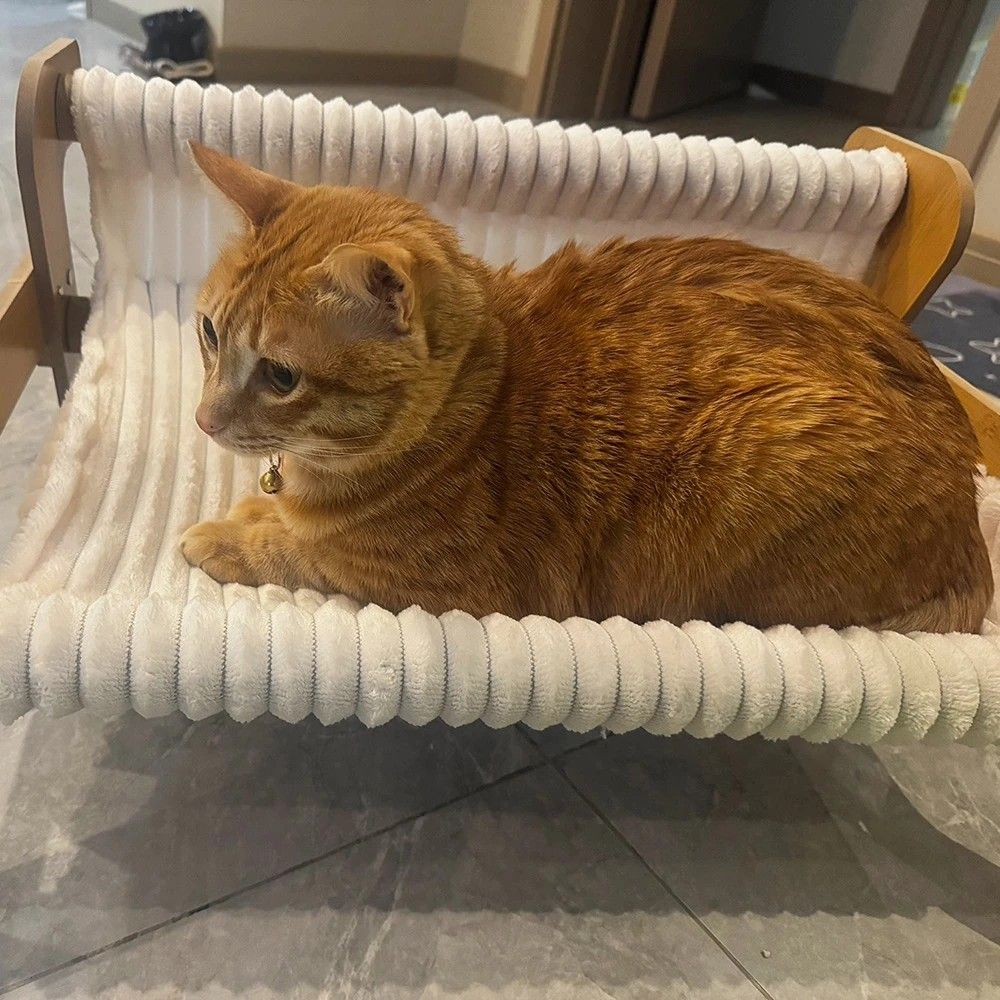 Nordic Plush Pet Sofa Bed | Cosy Lounge Chair for Cats & Dogs