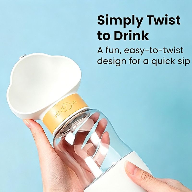 600ml Portable Pet Outdoor Water Cup | White